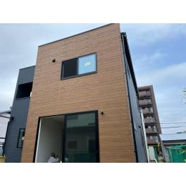 ■静岡県,浜松市中区～■ウッド調外壁が際立つスマートハウス■