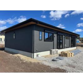 【静岡,磐田市】屋根,外壁,板金工事/モダン平屋住宅