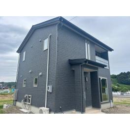 【静岡県浜松市】屋根,外壁,板金工事/ストーン調柄が映える和モダンハウス